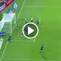Autogol de Duarte le dio esperanza a Cruz Azul contra Pumas