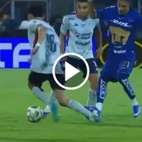 Uriel Antuna y su error que acercó a Cruz Azul a la décima
