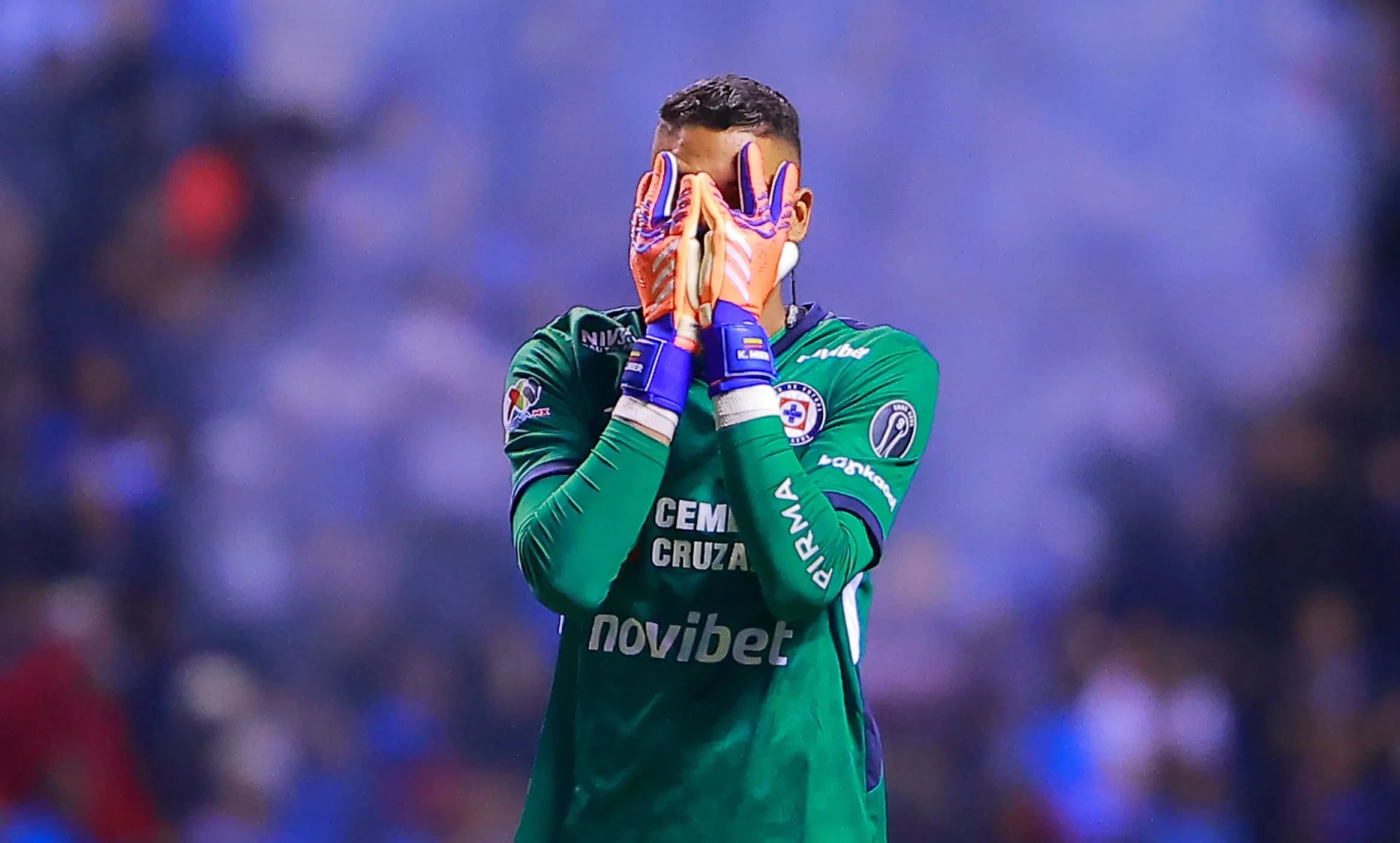 La lesión de Kevin Mier lo empujóhacia afuera del Mundial. (JAM Media)