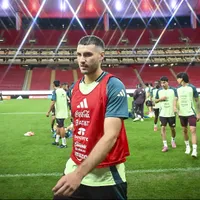 Al no contar en el Milan, Giménez iría a un histórico de la Premier