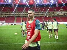 Al no contar en el Milan, Giménez iría a un histórico de la Premier