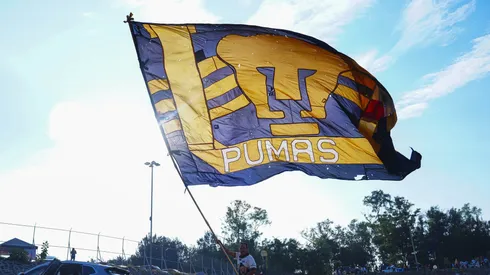 Los Pumas de la UNAM publicaron en el 2020 una foto con Erik Lira y Amaury García y la afición de Cruz Azul no los perdonó.