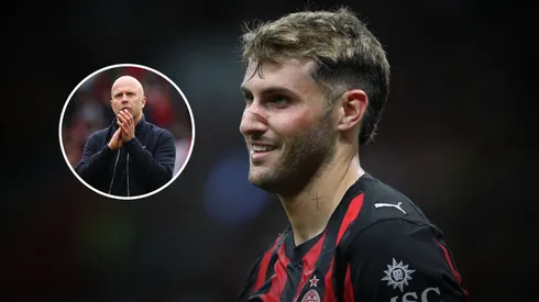Santiago Giménez podría reencontrarse con Arne Slot, el DT que lo impulsó a su mejor momento en Europa.