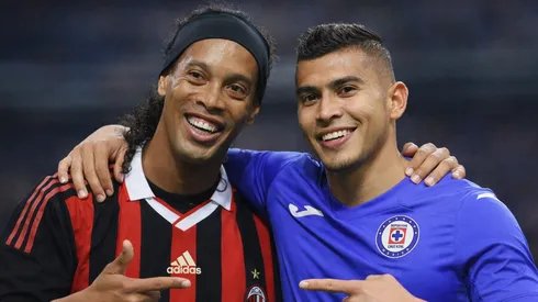 Orbelin Pineda es canterano de los Gallos Blancos del Querétaro y allí inició una carrera que lo llevaría a jugar con Cruz Azul.