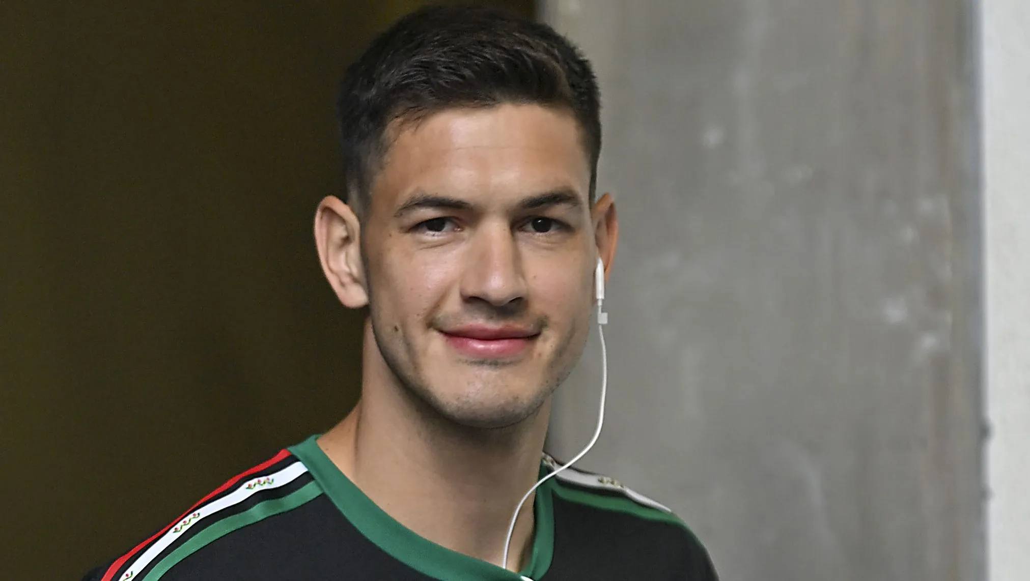 César Montes sigue en la agenda de Cruz Azul