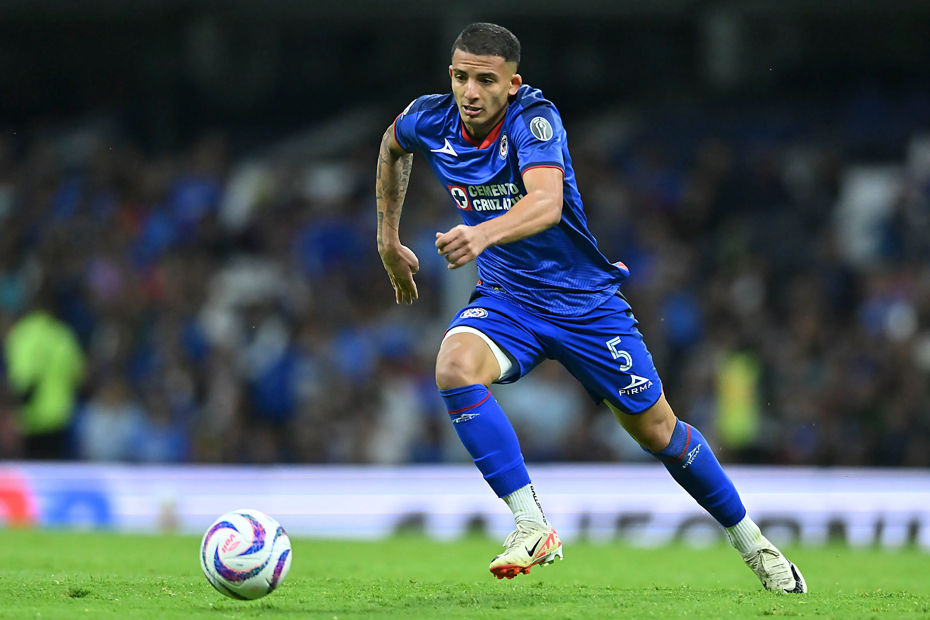 Kevin Castaño permaneció en Cruz Azul durante el segundo semestre de 2023. (Imago7)