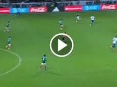 Sánchez quedó retratado ante Serbia en medio de rumores por su futuro