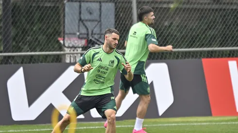 Cruz Azul sigue la pista de Julián Araujo y Luis Chávez. Y a Santiago Giménez le cae un nuevo pretendiente también desde la Serie A.