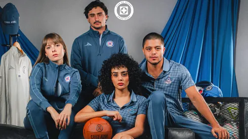 La colección incluye no solo la camiseta de juego, sino también una línea completa de chamarras, sudaderas y ropa de entrenamiento.