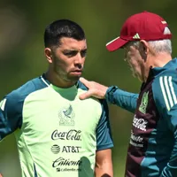 La duda de Aguirre que pondría a Erik Lira como titular en el Tri