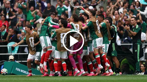 Erik Lira asistió a Quiñones para poner el 1-0 ante Sudáfrica.
