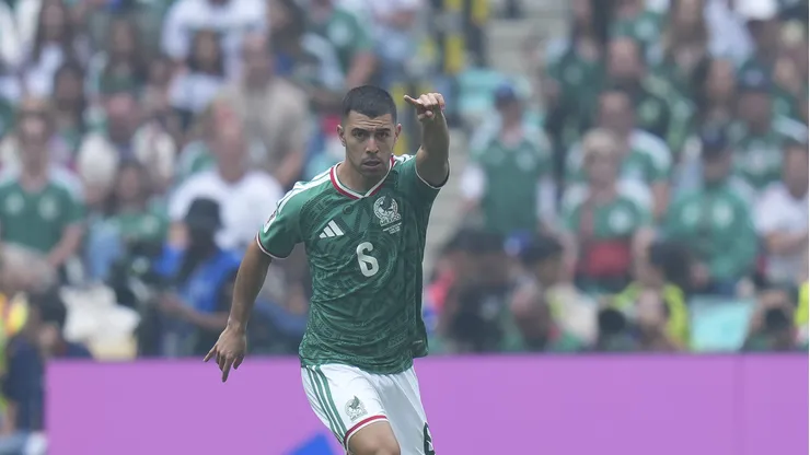 Erik Lira tuvo una actuación destacada en su debut mundialista con México.