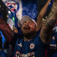 "Otra vez": Afición de Cruz Azul reaccionó a la salida de Zaleta