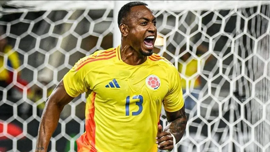 Willer Ditta sigue esperando su momento en el Mundial