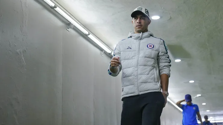 Víctor Velázquez habría prometido a Erik Lira facilitar su salida de Cruz Azul una vez que finalice el Mundial 2026.