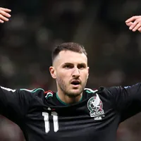 Santi Giménez debutó en el Mundial y Cruz Azul no dudó en reaccionar