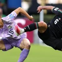 Lira fue elogiado por un relatero argentino en el México vs. Corea