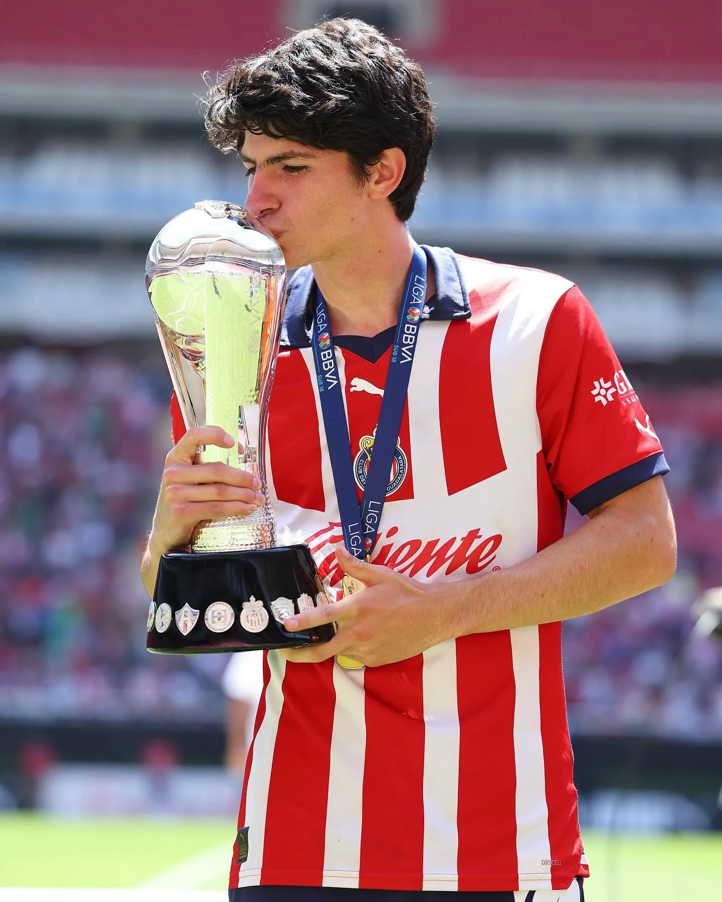 Xandor Camacho se despidió de Chivas y se sumaría a la cantera de Cruz Azul.