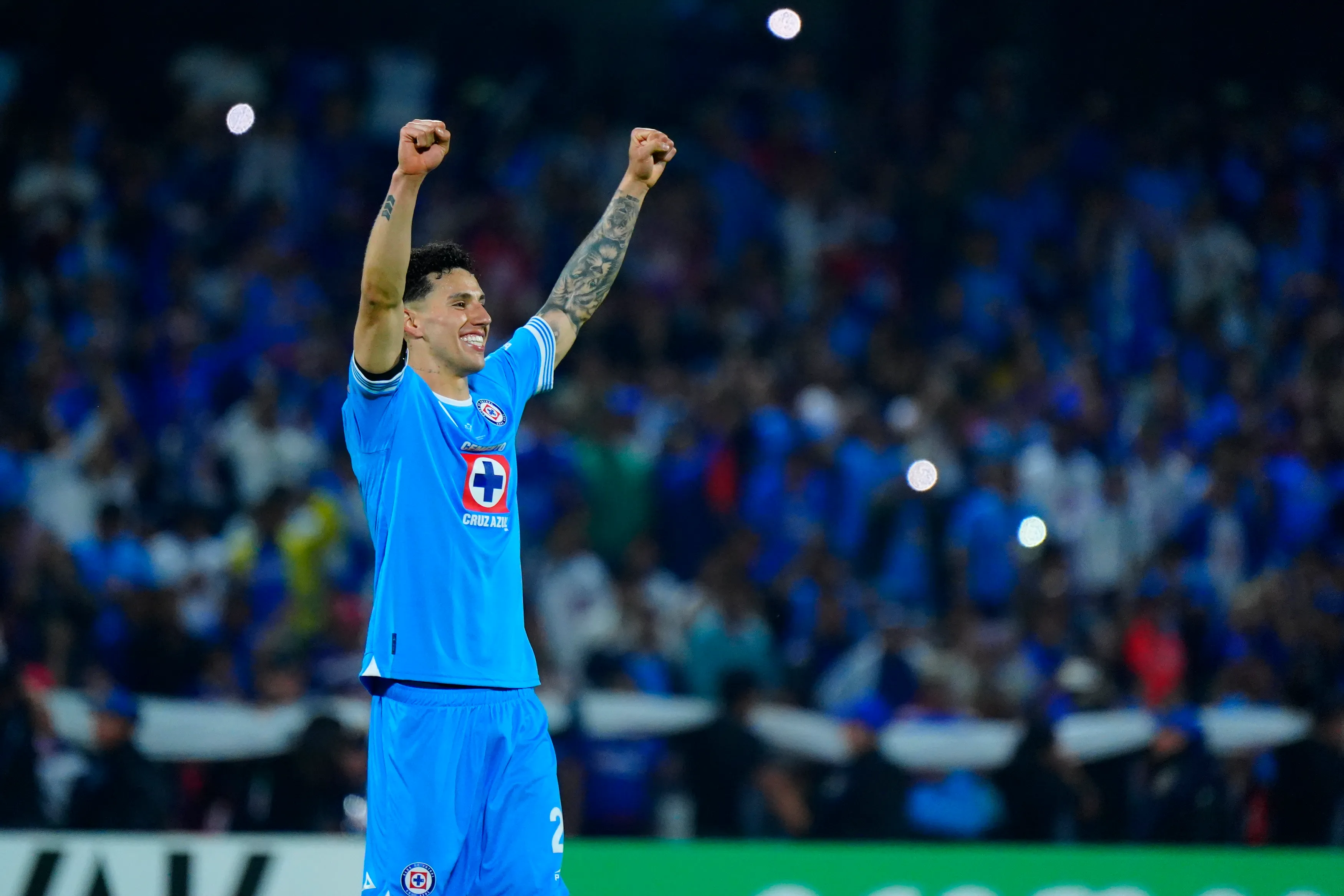 Jorge Sánchez sabe lo que es festejar con Cruz Azul.
