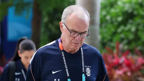 Carlos Hermosillo salió en defensa de Marcelo Bielsa después de que toda la crítica se cebara con el entrenador argentino en este inicio del Mundial.