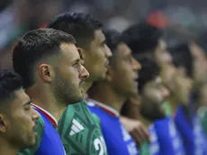 En pleno Mundial, Santi Giménez habla sobre su futuro en Milan
