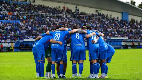 Cruz Azul vuelve al Estadio 10 de Diciembre.