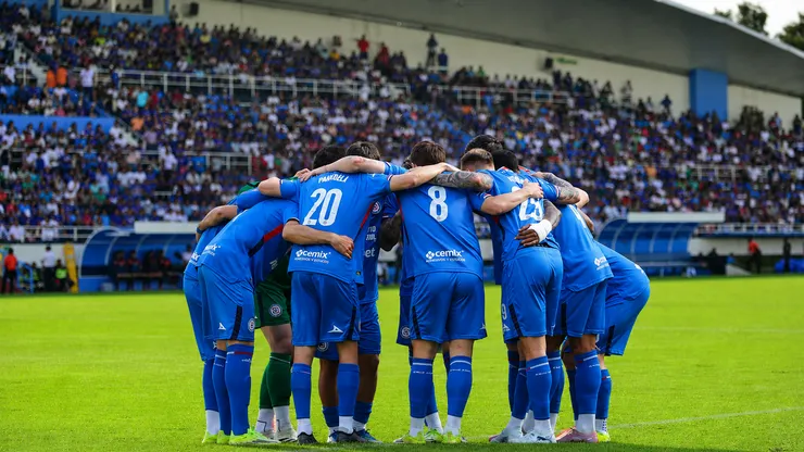 Cruz Azul vuelve al Estadio 10 de Diciembre.