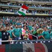 Afición de México explota por la suplencia de Santiago Giménez