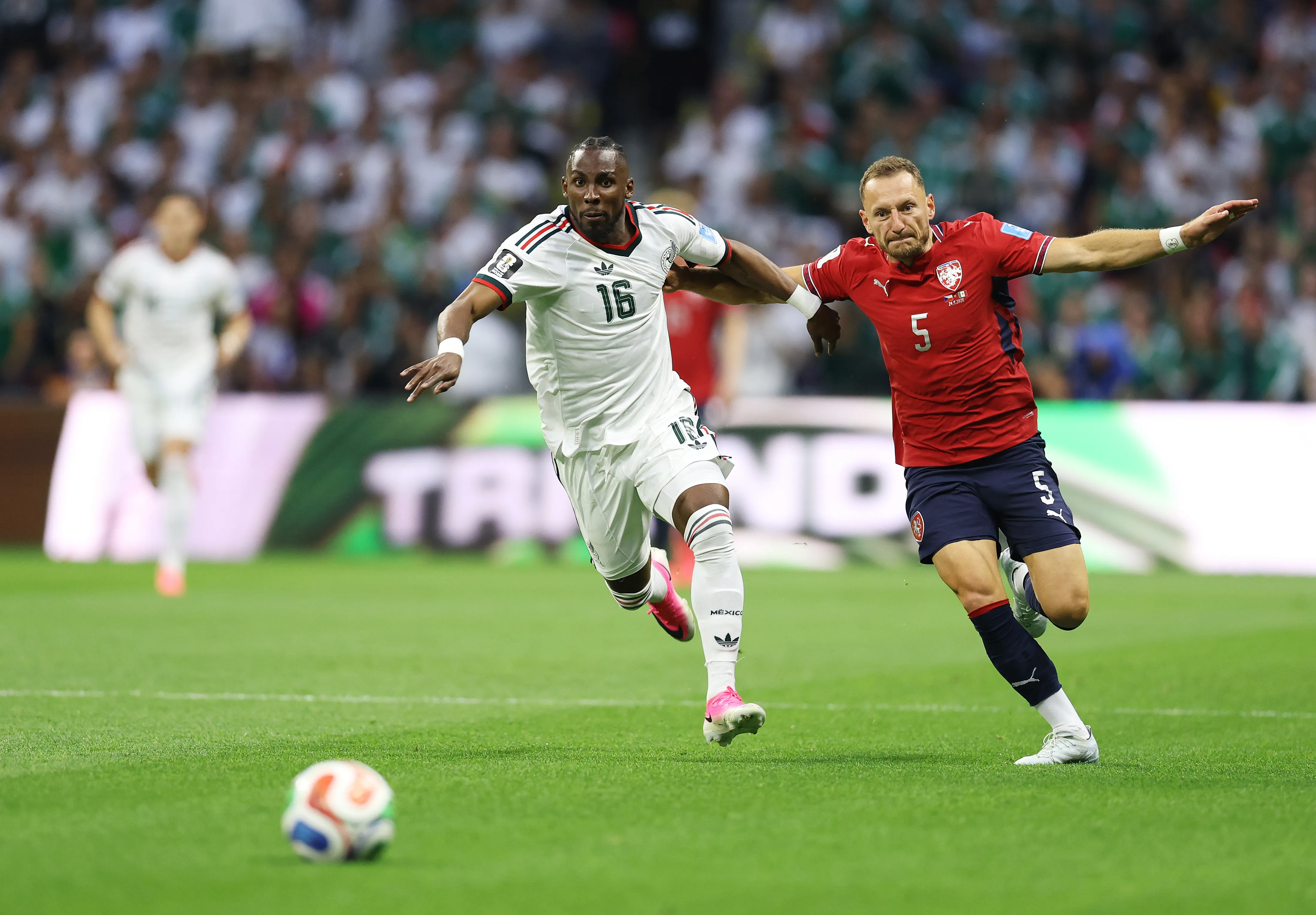 México se midió ante Chequia en el Grupo A del Mundial (Getty Images)