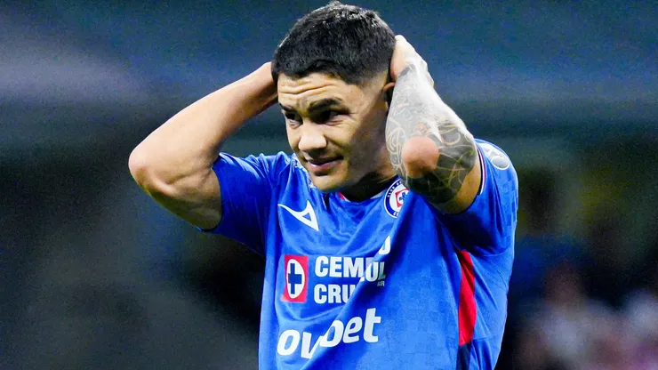 El Toro aún no resuelve su situación contractual.