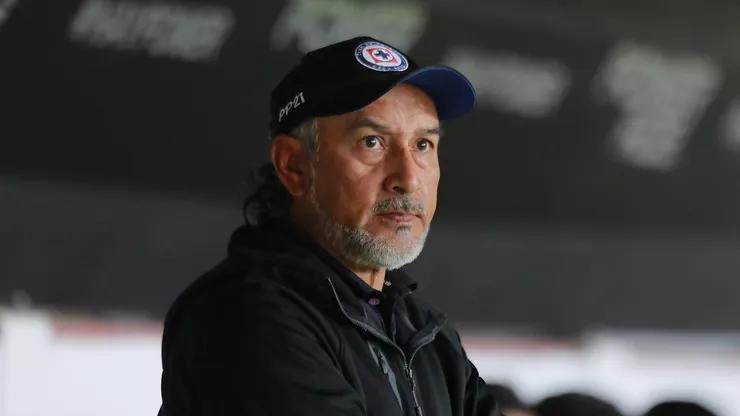 El ex entrenador de Cruz Azul pide mesura con la Selección de México a pesar de avanzar a los 16vos con paso perfecto.