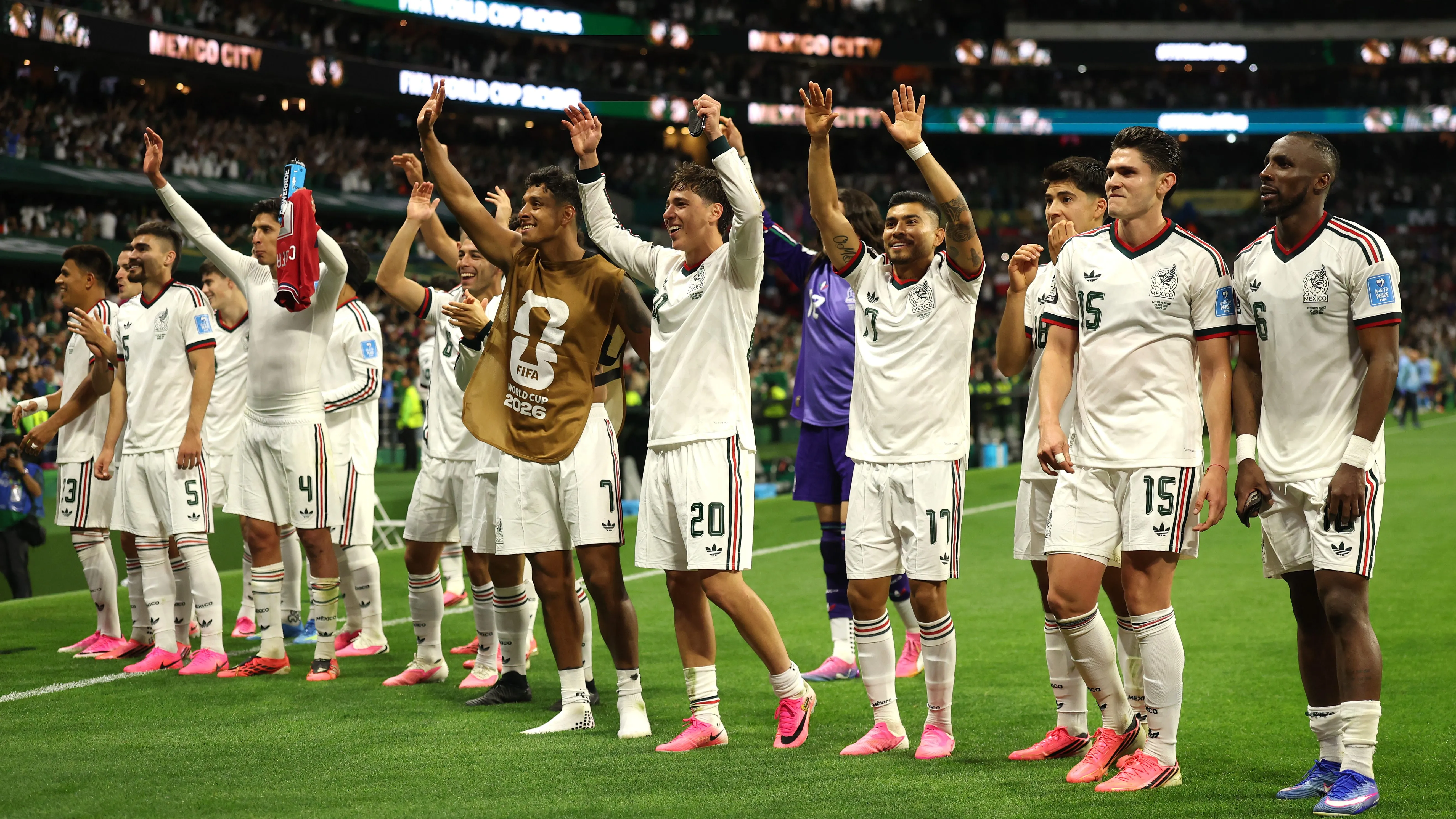 México clasificó con puntaje perfecto a 16avos de Final