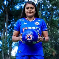 Brenda Cerén llega a Cruz Azul Femenil tras la salida de Aerial Chavarín