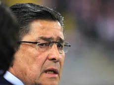 Tena no dudaría en dejar en el banquillo a un ex Cruz Azul