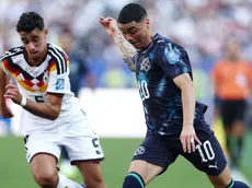Afición de Cruz Azul exige a Miguel Almirón tras brillar ante Alemania