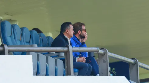 La directiva de Cruz Azul trabaja en silencio durante el presente mercado de fichajes.
