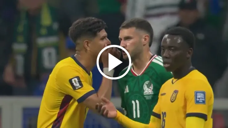 Santiago Giménez sacó de quicio a Piero Hincapié y este vio la roja directa tras aplicarse la nueva ley. Es el segundo en recibirla tras Miguel Almirón.