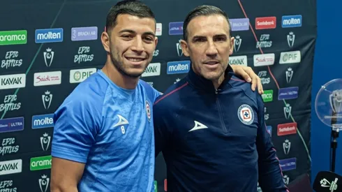 El estratega uruguayo no escatimó en elogios para el contención.