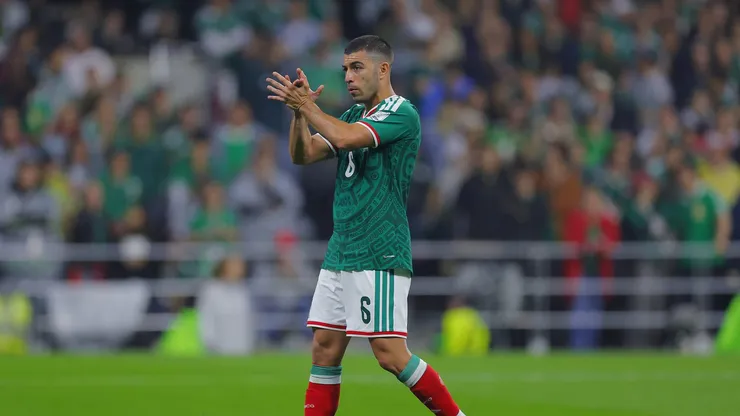 Erik Lira fue la mejor noticia de México durante la Copa del Mundo. La otra cara de la moneda fue Santiago Giménez, lesionado en los últimos minutos contra Inglaterra.