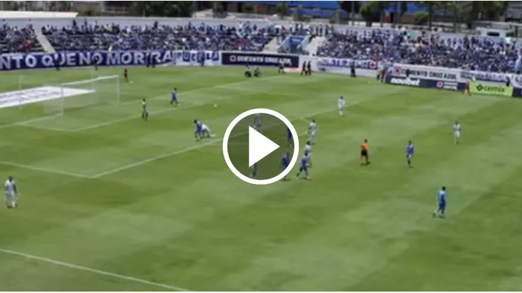 Cruz Azul fue un vendaval en el inicio del amistoso ante Comunicaciones.