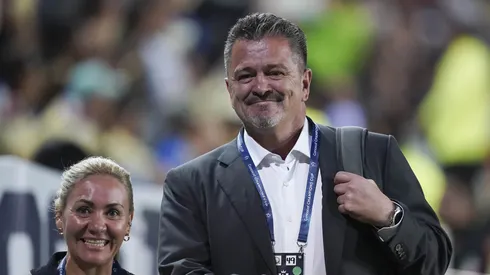 Carlos Hermosillo salió en defensa de los campeones del mundo y apuntó contra los que han puesto en duda su juego a lo largo del torneo.
