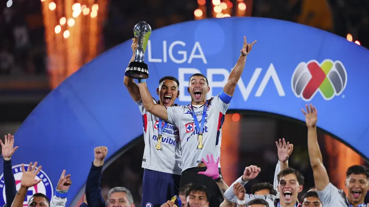 Cruz Azul inicia este viernes su defensa al título cuando visite al Atlético San Luis en el marco de la primera jornada del Apertura 2026.
