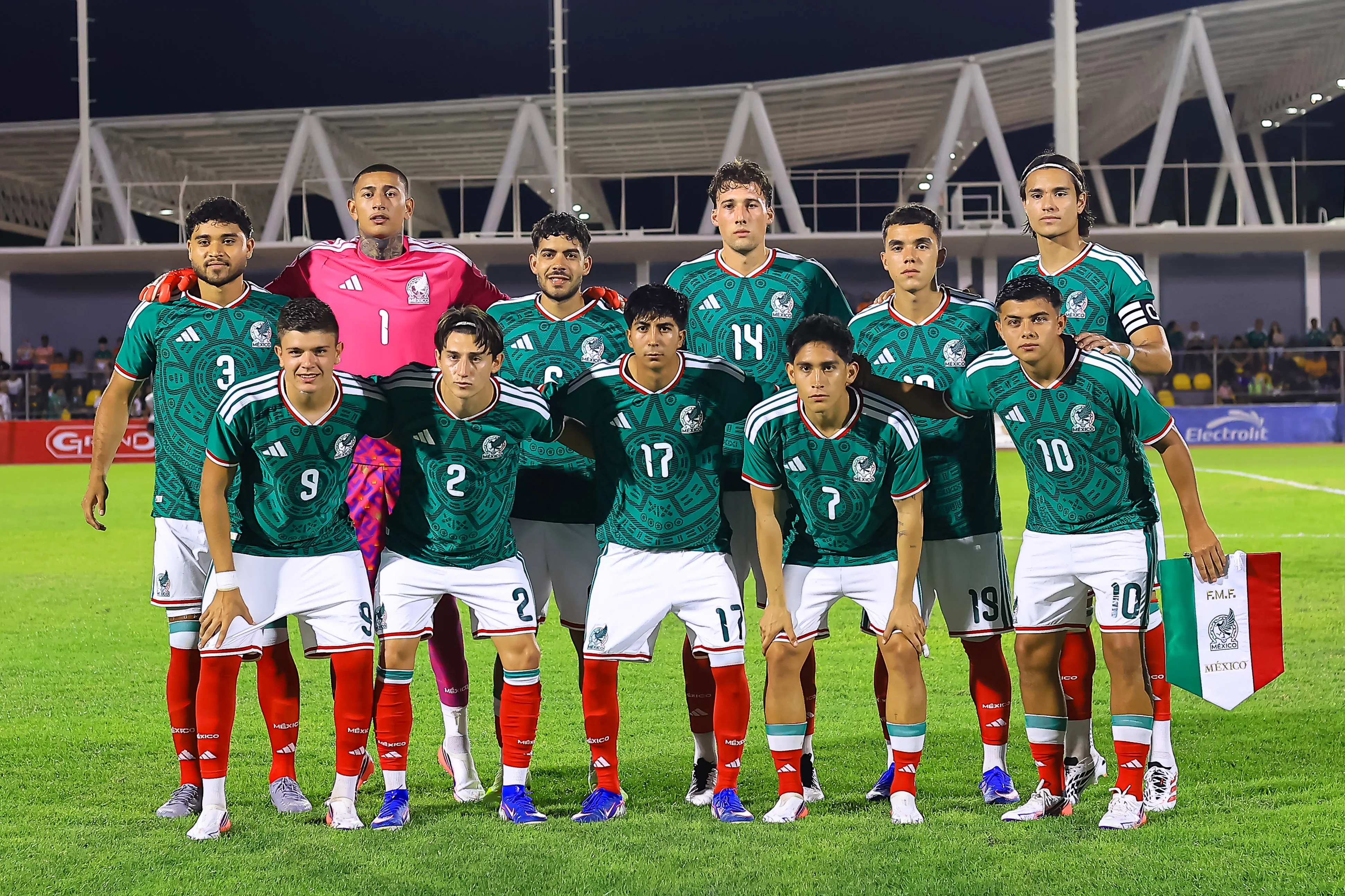 Mateo Levy, Emmanuel Ochoa y Ariel Castro iniciaron como titulares en el Tri Sub-23. (Imago7)