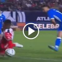 Jeremy Márquez se vistió de héroe y salvó a Cruz Azul vs. San Luis
