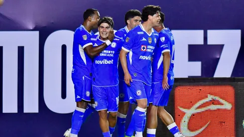 Cruz Azul debutó con una emocionante victoria ante San Luis