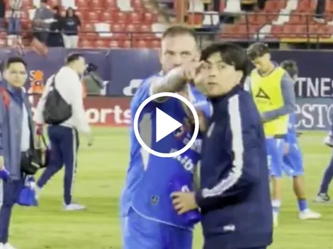 El gesto de Rodolfo Rotondi con un pequeño aficionado de Cruz Azul