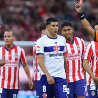 Ángel Sepúlveda perdió la cabeza y fue expulsado en el Chivas vs. Toluca