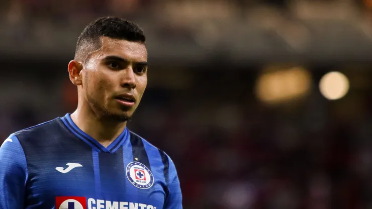 Rayados de Monterrey será el cuarto club en México de Orbelin Pineda tras sus pasos por Gallos Blancos del Querétaro, Chivas de Guadalajara y Cruz Azul.