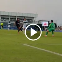 Giakoumakis debuta con golazo... ¡ante Martin Anselmi!