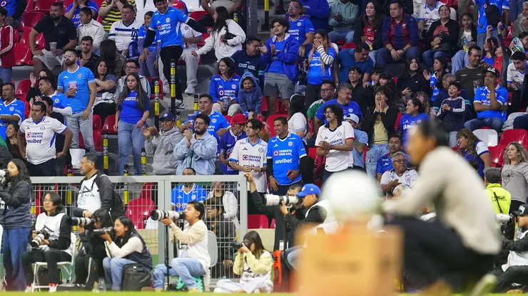 Joel Huiqui perdió el invicto en el banquillo de Cruz Azul después de dirigir hasta 10 compromisos sin conocer la derrota.